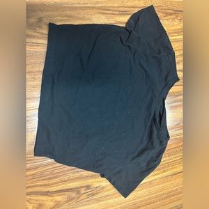 black cropped shirt